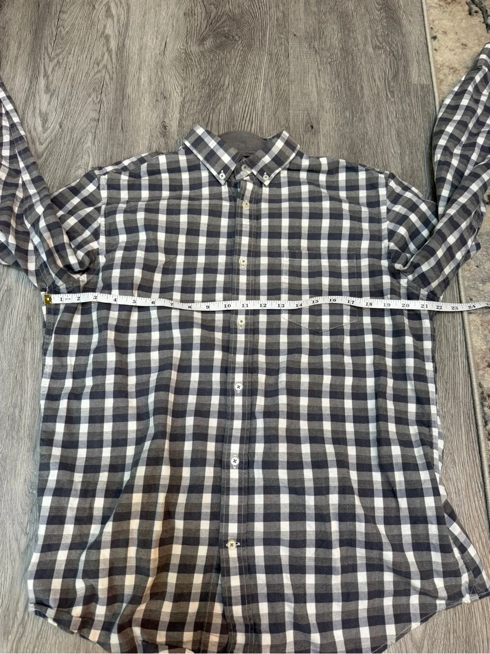 Banana Republic Luxe Flannel Slim Fit Button Shirt Mens Large Gray Plaid Long Sl